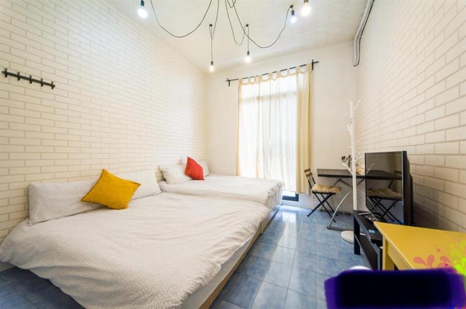 Memory Traveler沐森旅宿無接待毛小孩A平日住宿有預約保留停車位 Bed and Breakfast in Kaohsiung