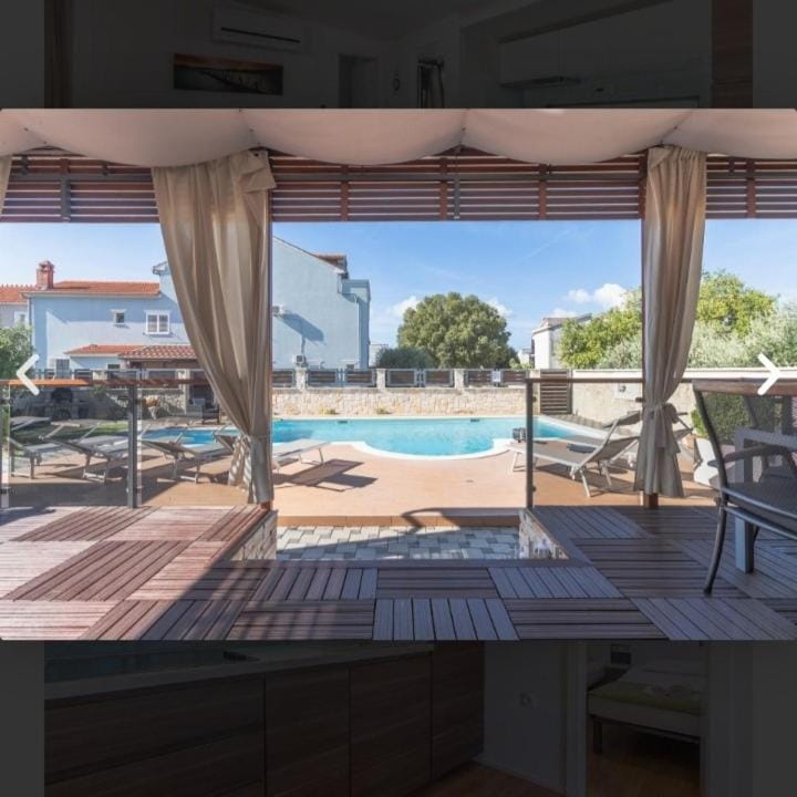 Balcony/Terrace, Pool view