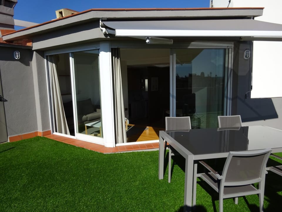 Garden, Balcony/Terrace