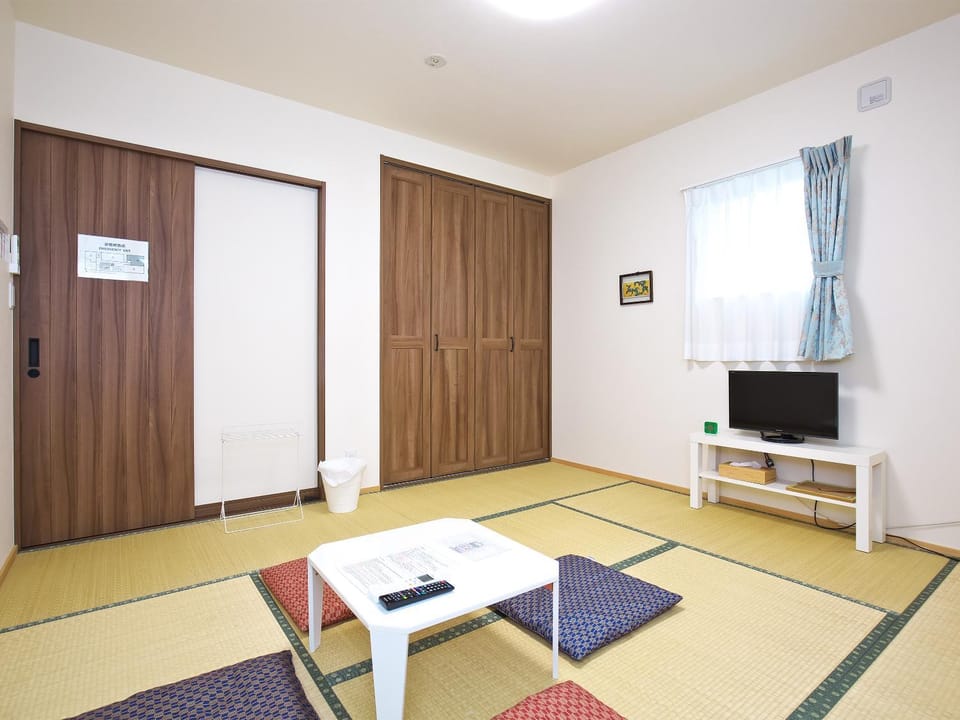 TV and multimedia, Photo of the whole room