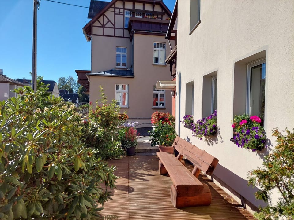 Property building, Balcony/Terrace