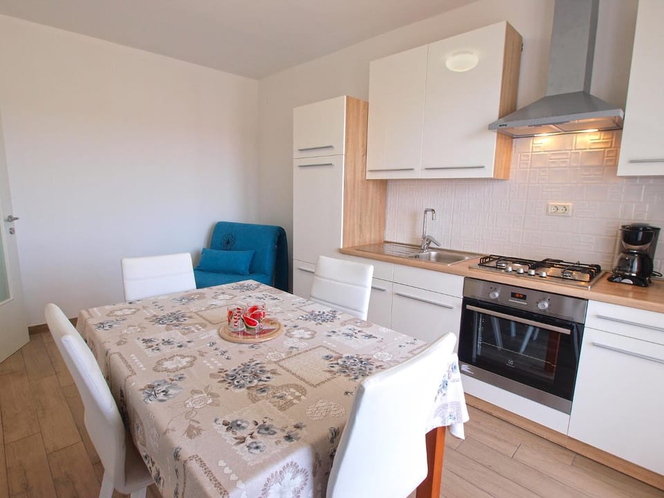 Apartments Nadija 1366 Apartment in Pula