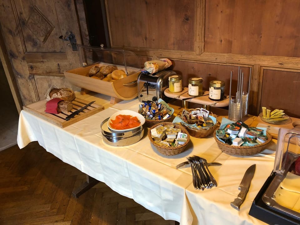 Buffet breakfast