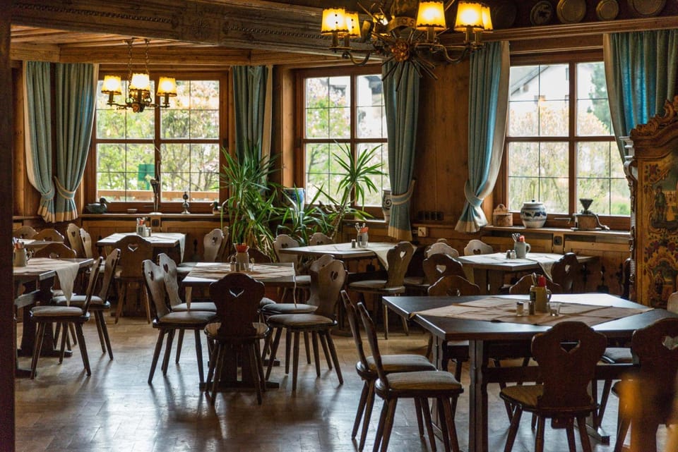 Restaurant/places to eat