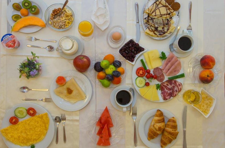 Dining area, Breakfast, Continental breakfast, Buffet breakfast, English/Irish breakfast, American breakfast