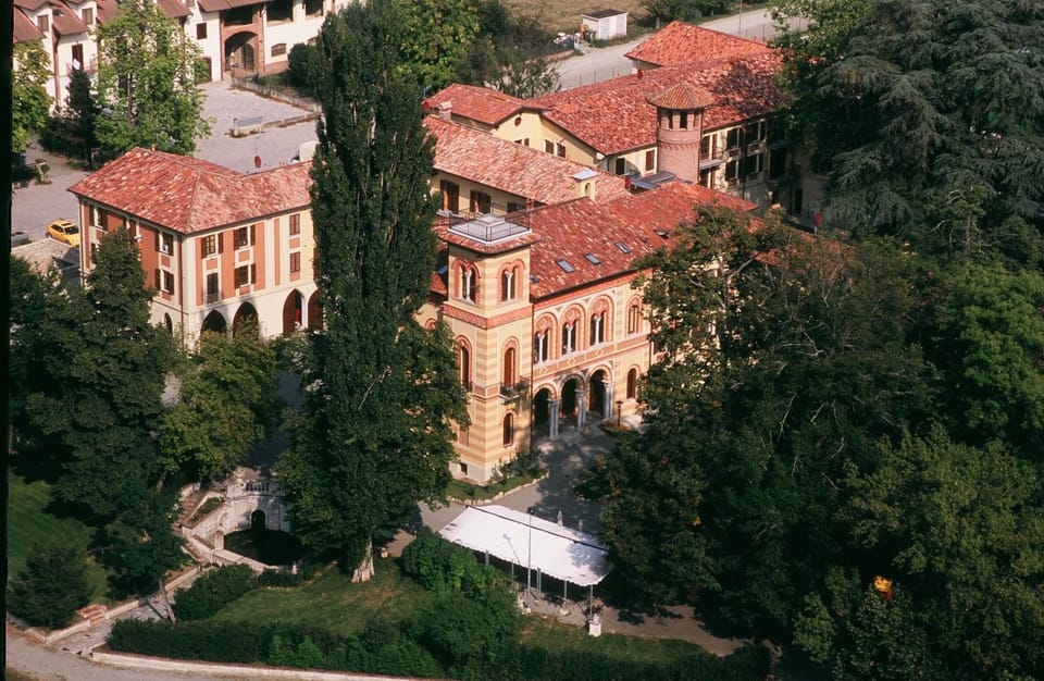Day, Landmark view