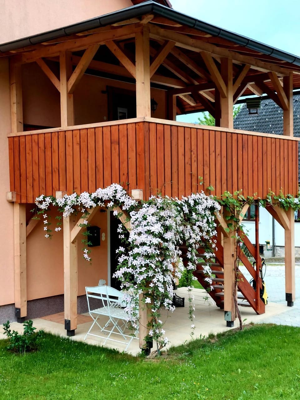 Property building, Patio, Day, View (from property/room), Balcony/Terrace, Garden view