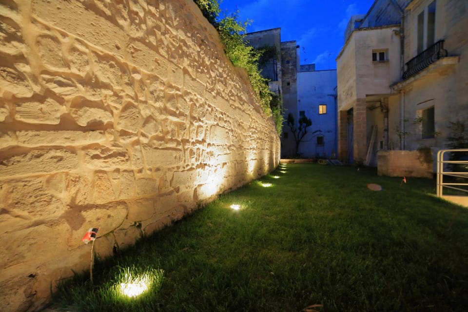 Garden, Garden view, Landmark view