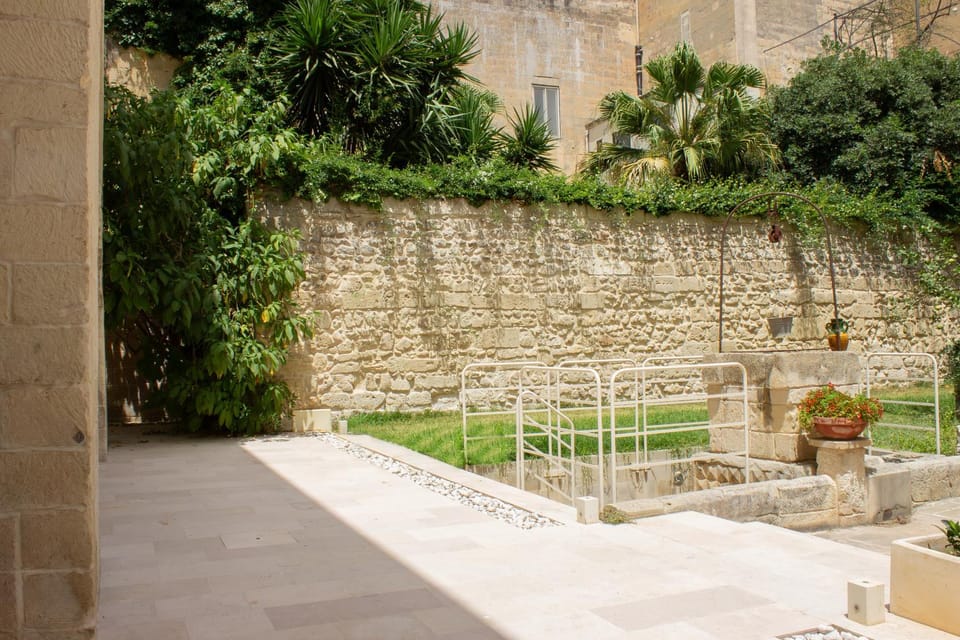Garden, Garden view