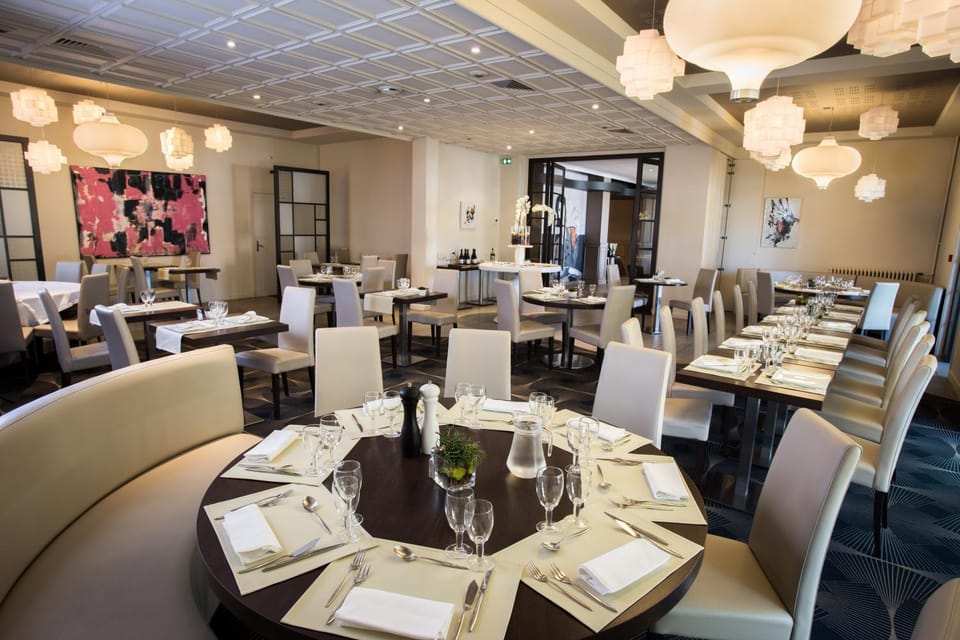 Restaurant/places to eat, Decorative detail