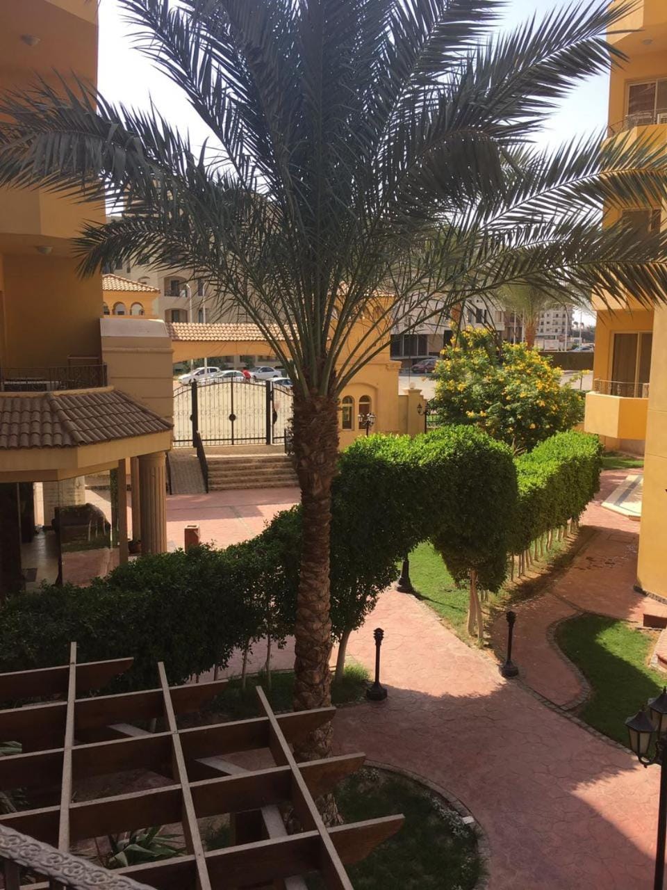 Property building, Garden, Balcony/Terrace, Garden view
