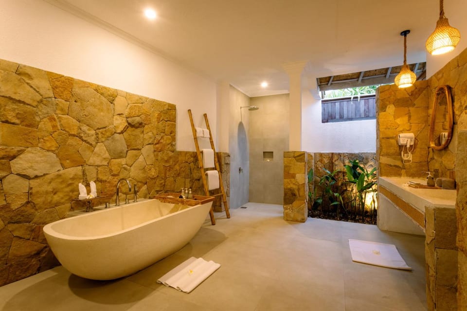 Bathroom, Bath