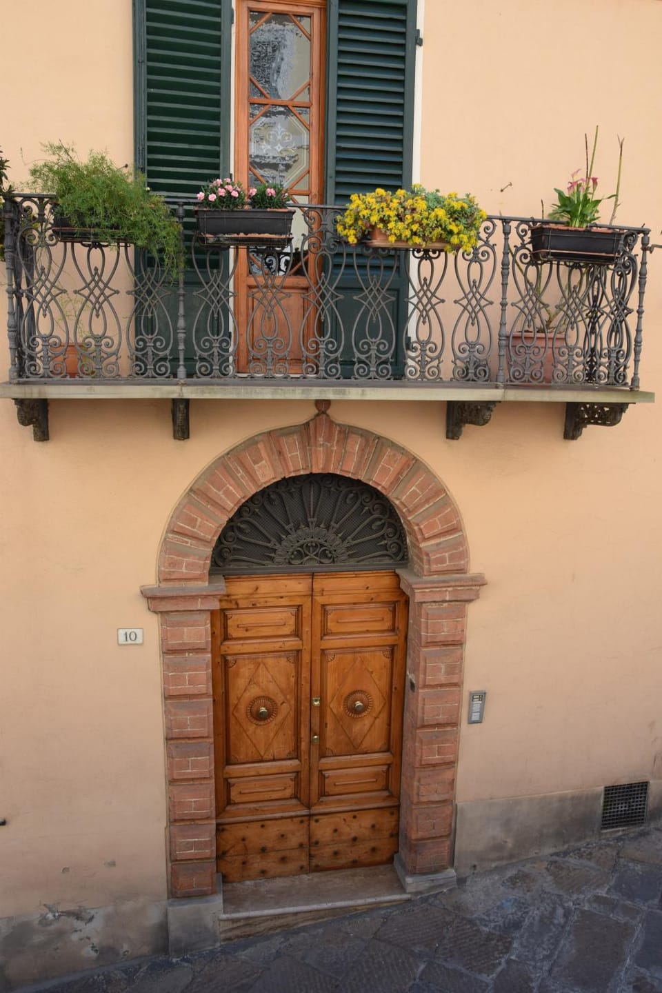 Facade/entrance
