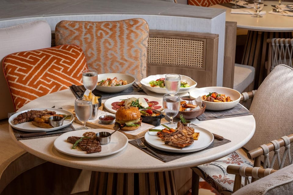 Restaurant/places to eat, Food and drinks, Food, Lunch, Dinner
