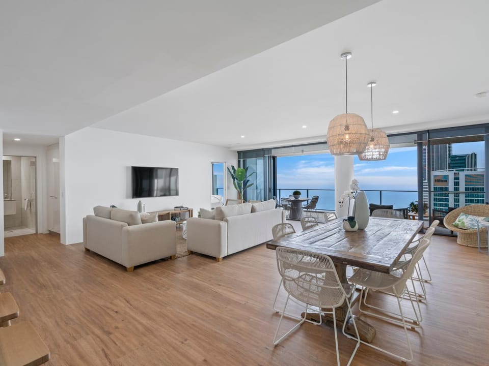 Living room, Seating area, Dining area