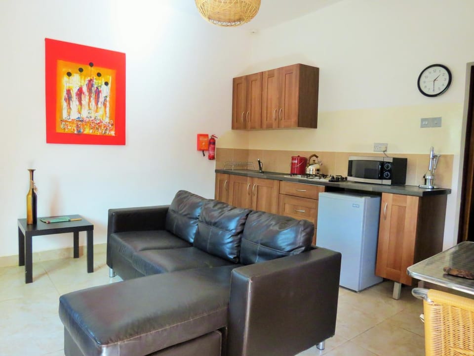 Kitchen or kitchenette, Seating area