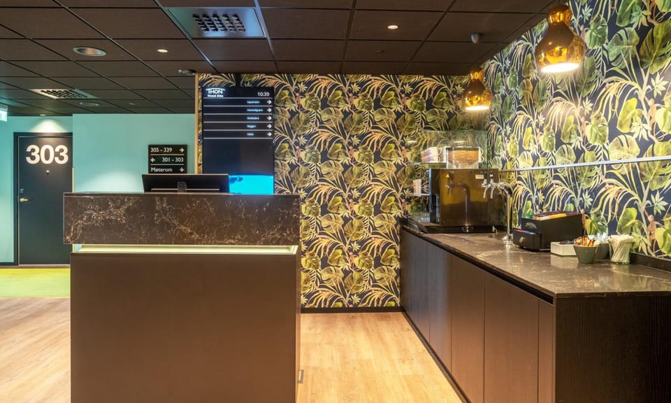 Coffee/tea facilities, Meeting/conference room