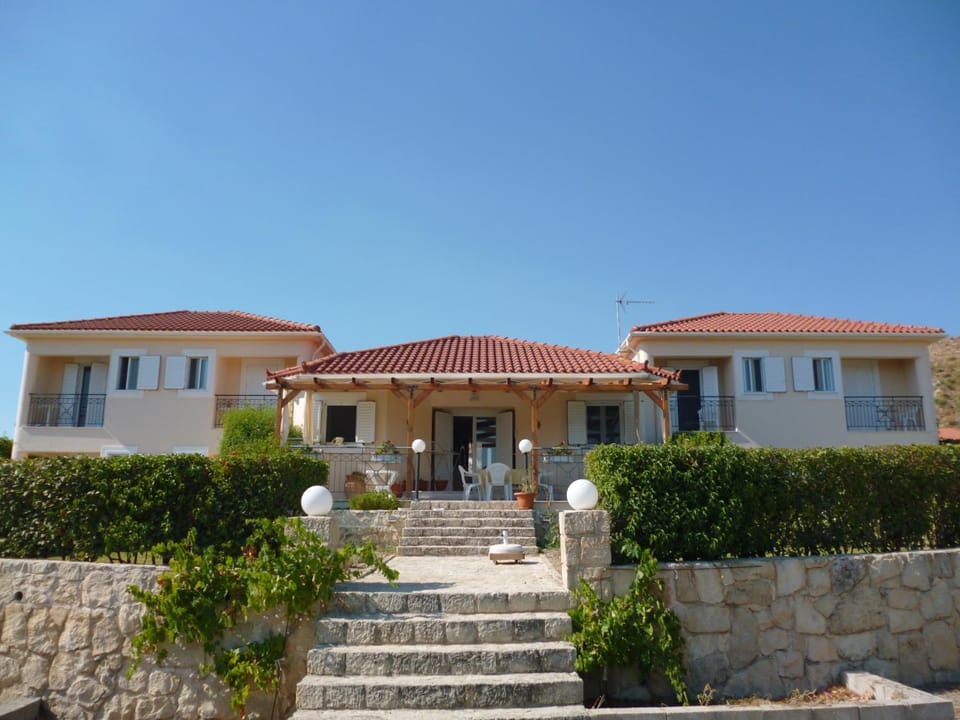 Property building, Garden, Balcony/Terrace, Other, Mountain view, Sea view