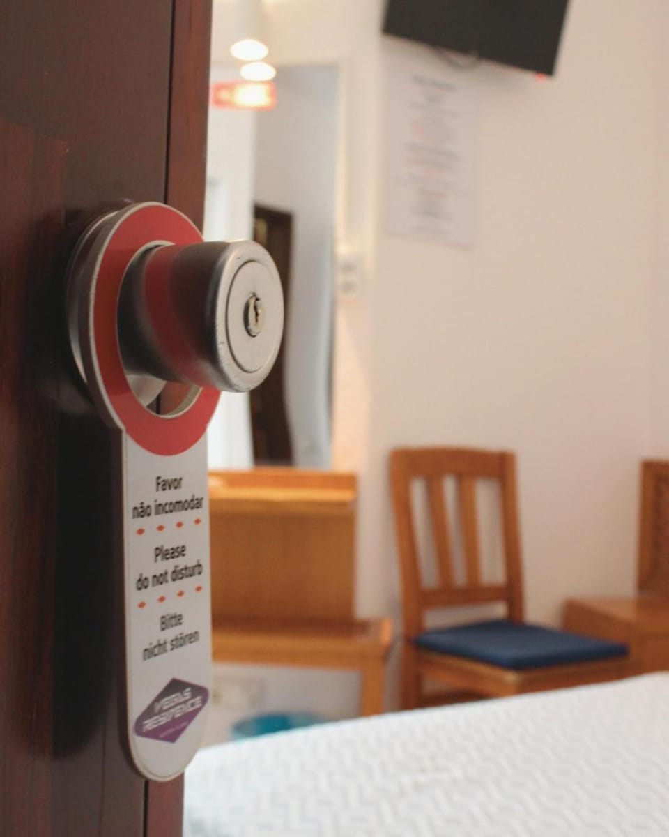 Vegas Residence - Adults Only Bed and Breakfast in Albufeira