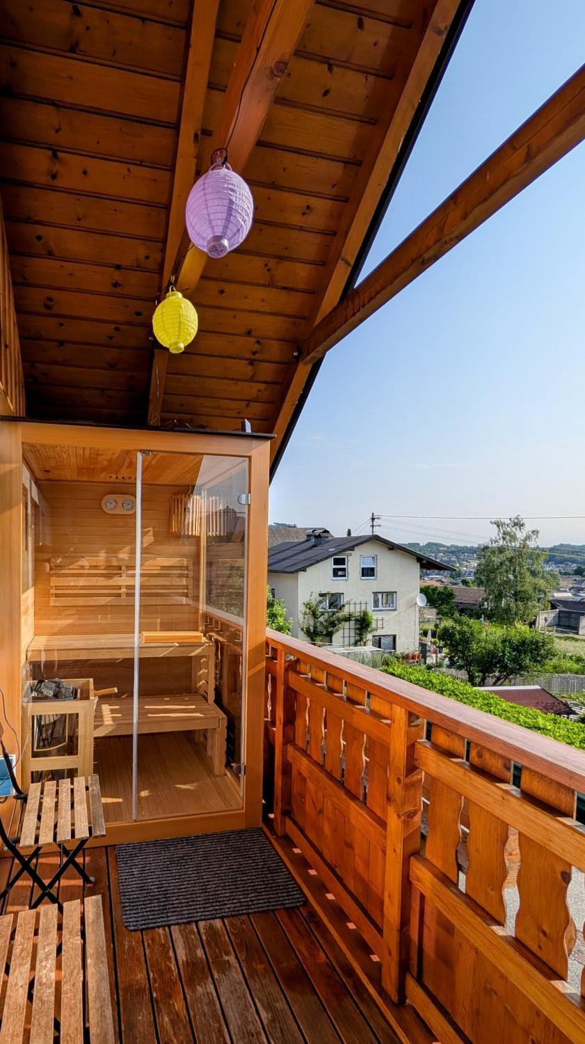 Sauna, Sauna, Balcony/Terrace, Spa and wellness centre/facilities