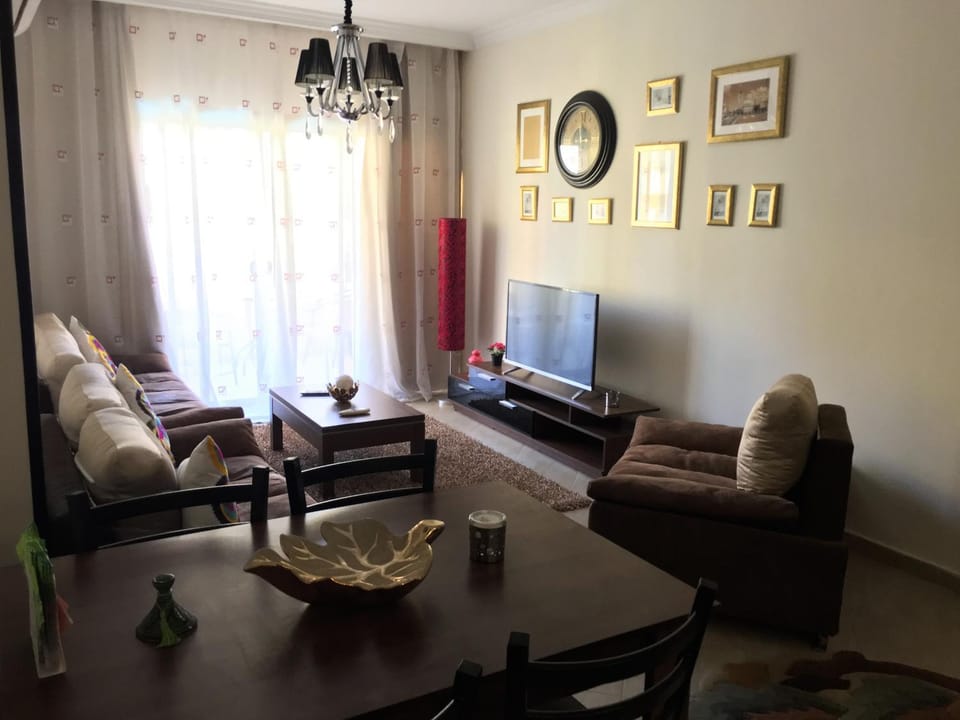 TV and multimedia, Living room, Dining area