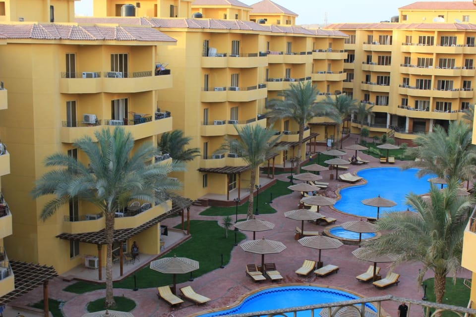 Pool view, Swimming pool, Sunrise