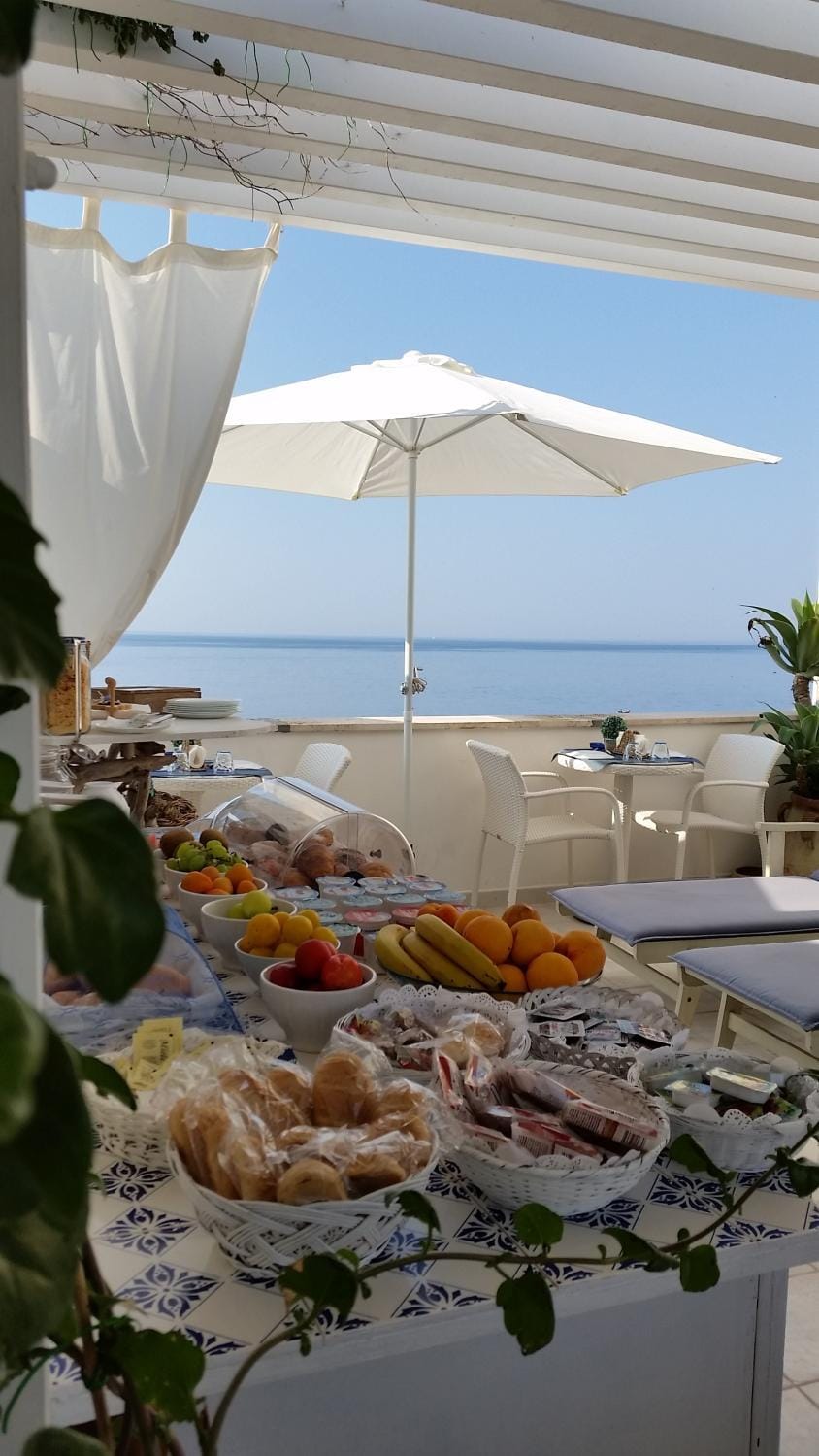 Balcony/Terrace, Sea view, Breakfast