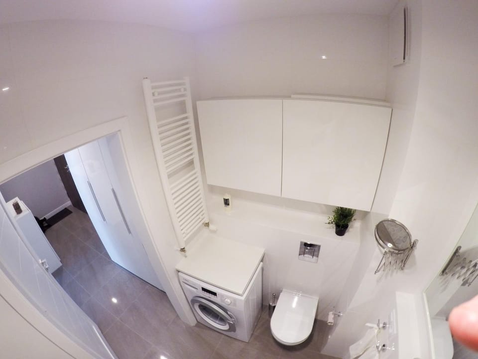Toilet, Bathroom