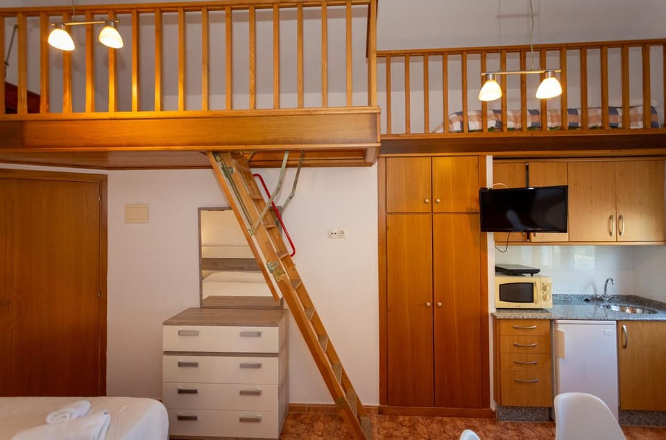 Bed, TV and multimedia, Kitchen or kitchenette, pet friendly, wardrobe