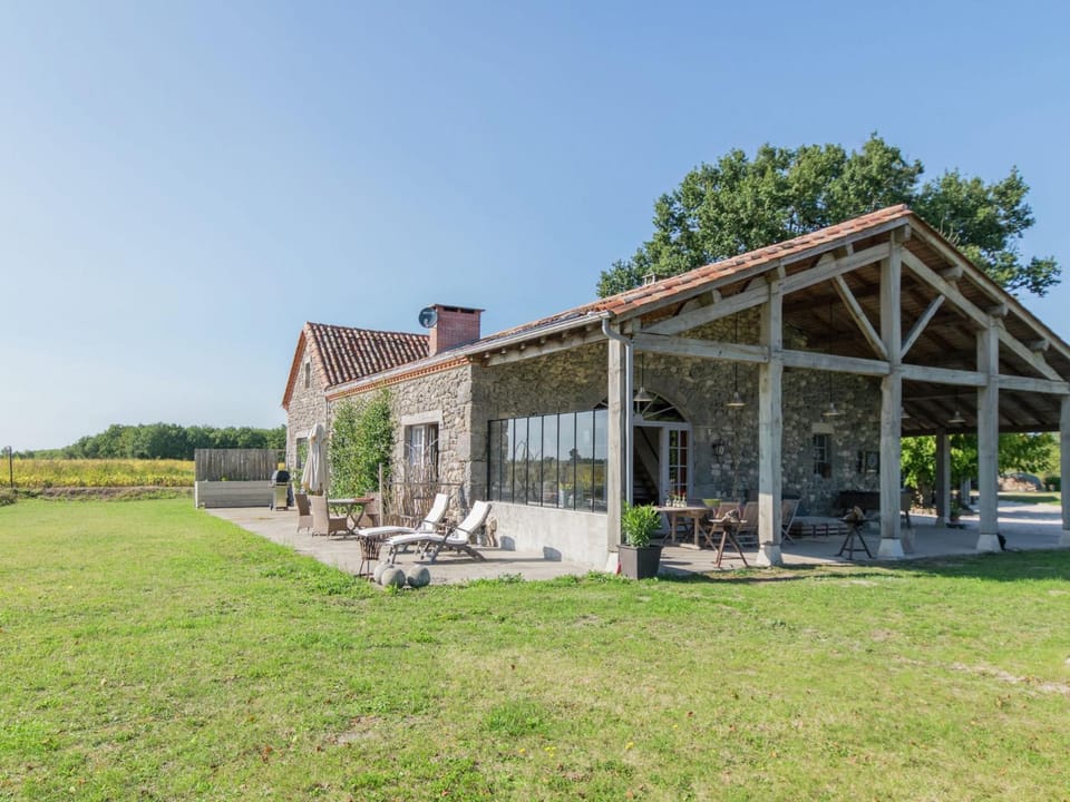 Property building, Balcony/Terrace