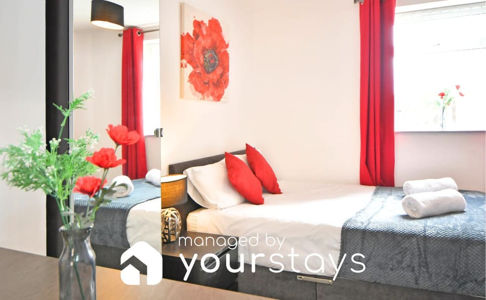 Bedroom, towels, towels