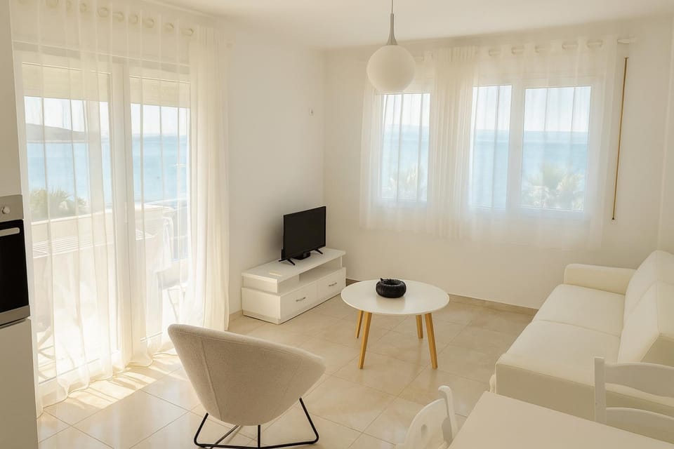White Residence Apartament Apartment in Sarandë