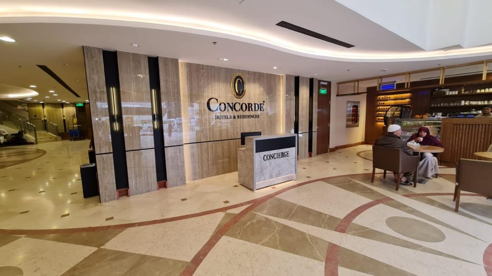 Lobby or reception, concierge