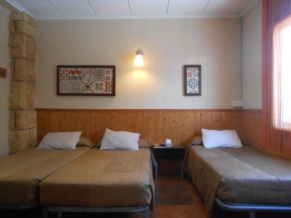 Hostal El Callejón Bed and Breakfast in Tarragona