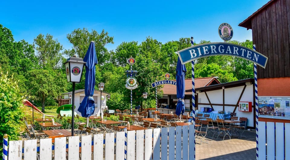 Restaurant/places to eat, Garden