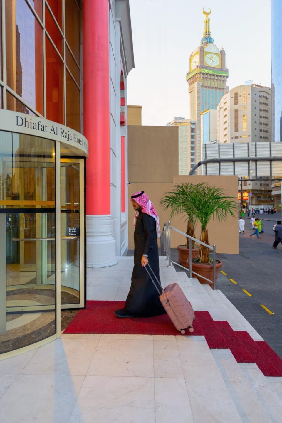 Property building, Facade/entrance