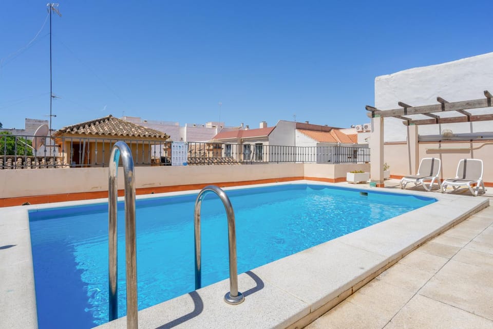 Pool view, Swimming pool