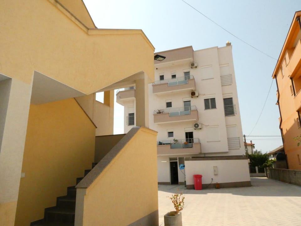 Property building, Day, Parking