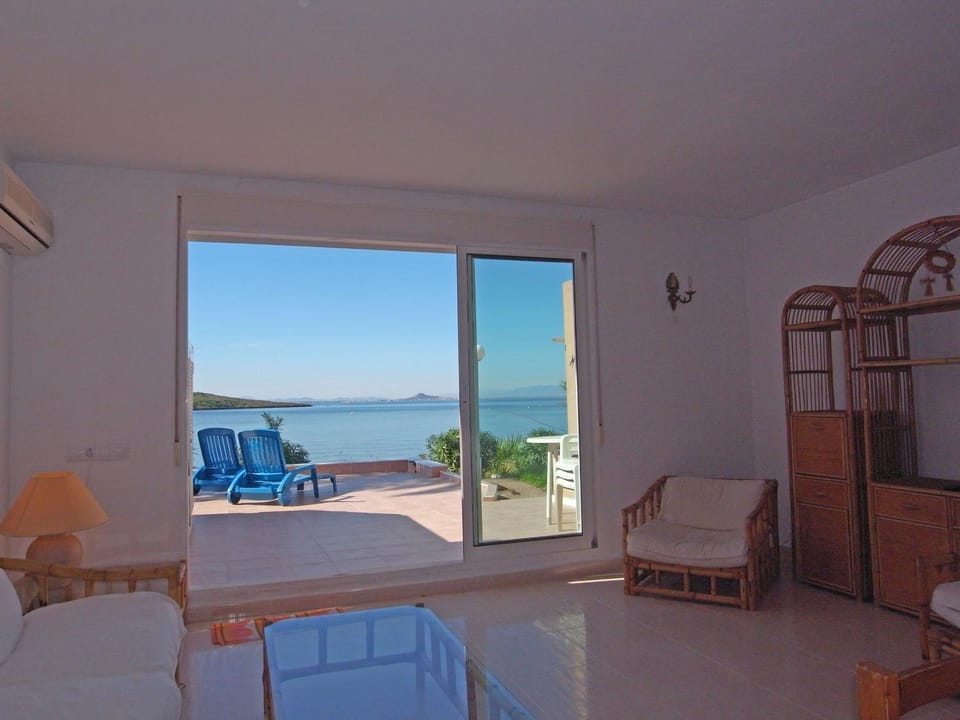 Coffee/tea facilities, Balcony/Terrace, Living room