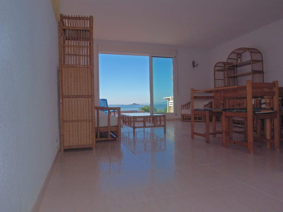 Coffee/tea facilities, Living room
