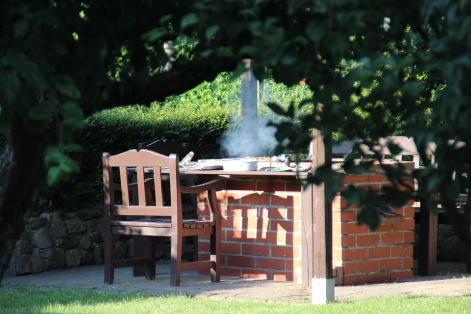 BBQ facilities, Garden