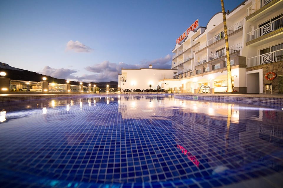 Property building, Day, Night, Pool view, Swimming pool, Swimming pool
