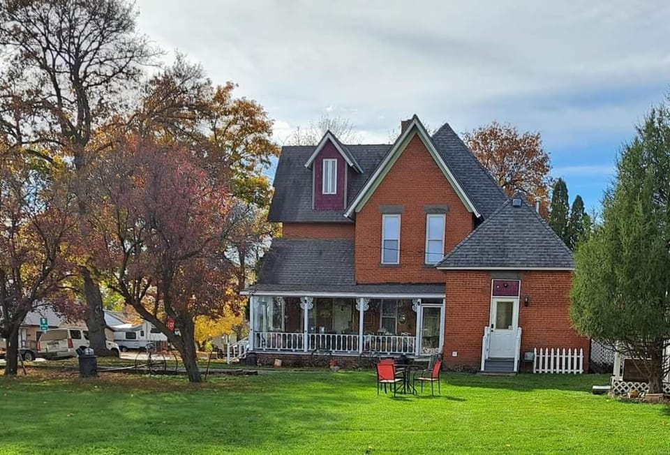 The Mays Place Bed and Breakfast Bed and Breakfast in Oregon