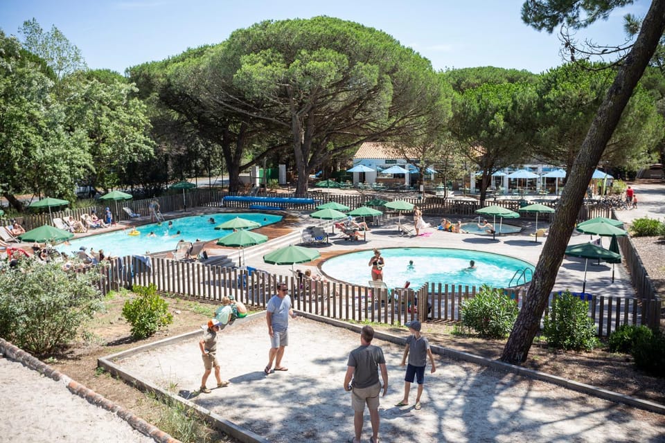 People, Natural landscape, Pool view, Swimming pool, Swimming pool, sunbed