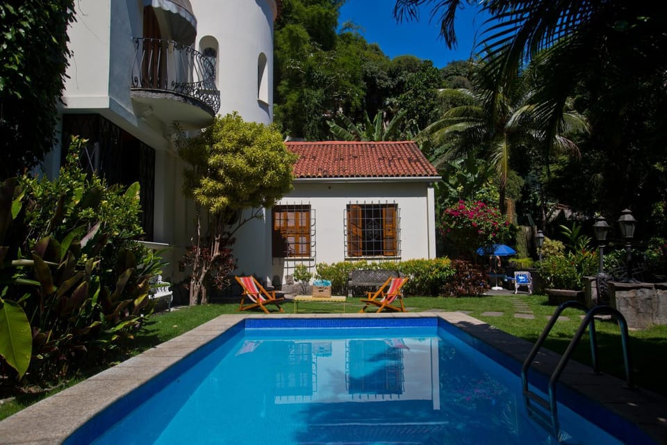 Property building, Swimming pool, Swimming pool