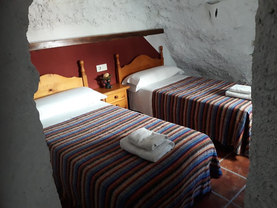 Casa Rural Cueva El Sauce Country House in Andalusia