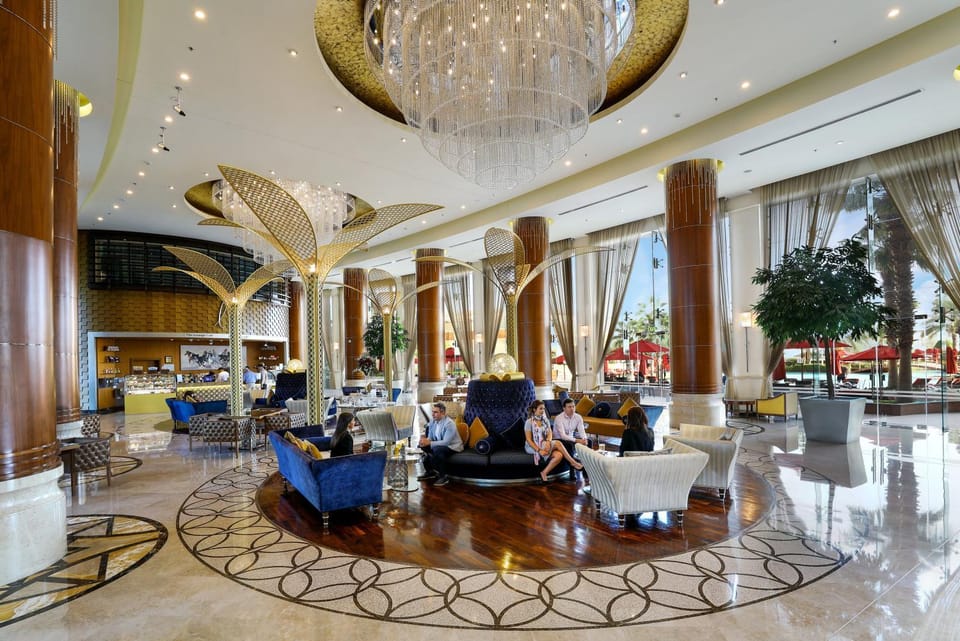 View (from property/room), Lobby or reception, City view, Sea view