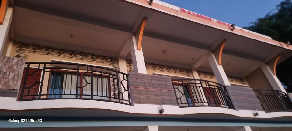 Property building, Balcony/Terrace