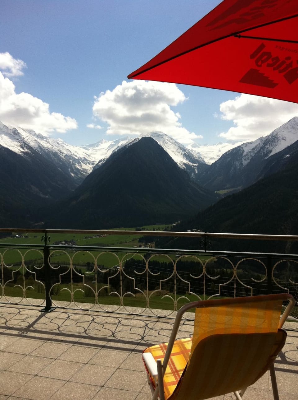 Balcony/Terrace, Mountain view