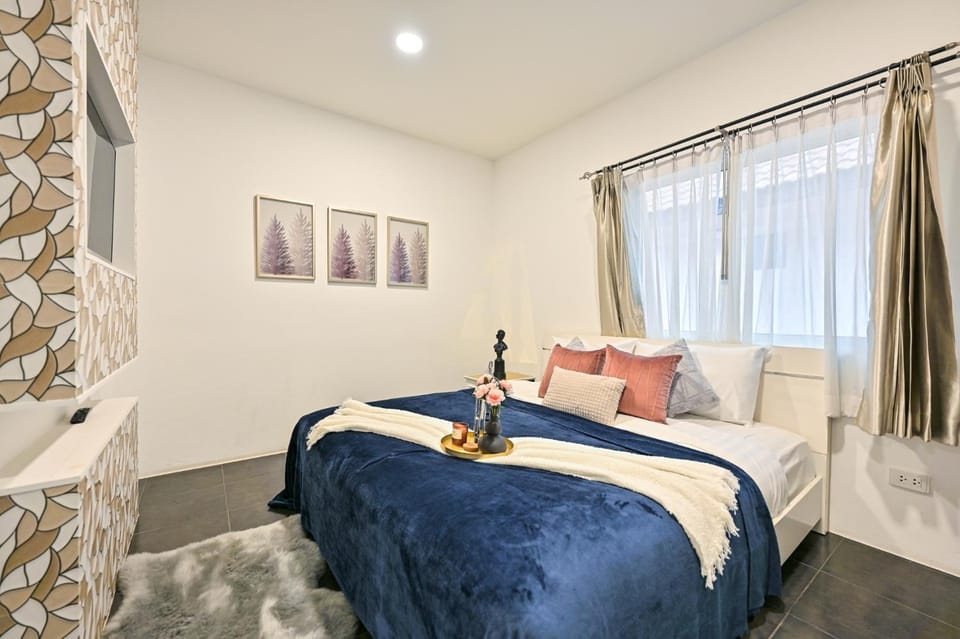 4BD Pool Villa Pattaya with Jacuzzi - Exquisite Pool Villa A Villa in Pattaya City